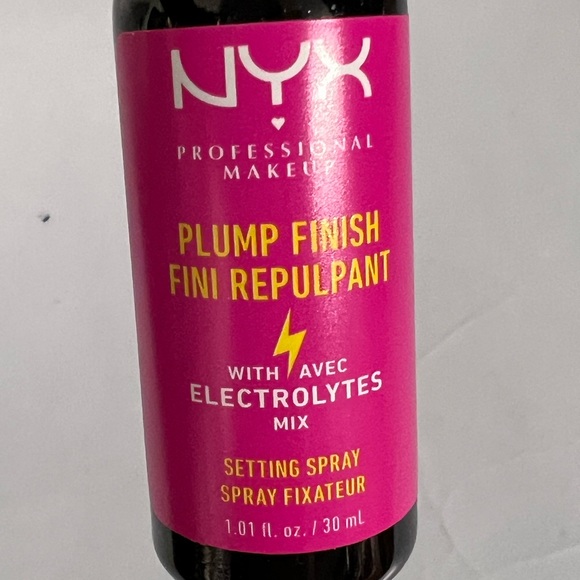 NEW - 2 NYX Plump Finish Setting Spray Mini Travel Size - (Set of 2) - Picture 3 of 4
